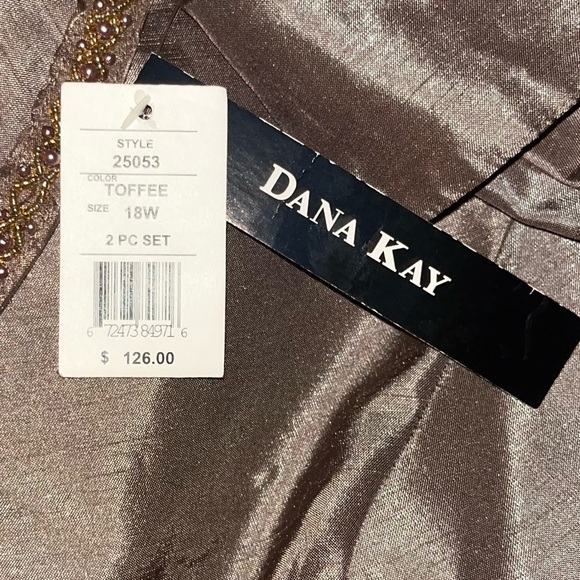 Dana Kay Jacket & Skirt Set. New with Tags. $126 Retail. - Picture 8 of 8